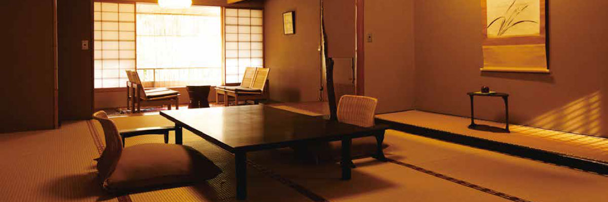 Hotel & Ryokan