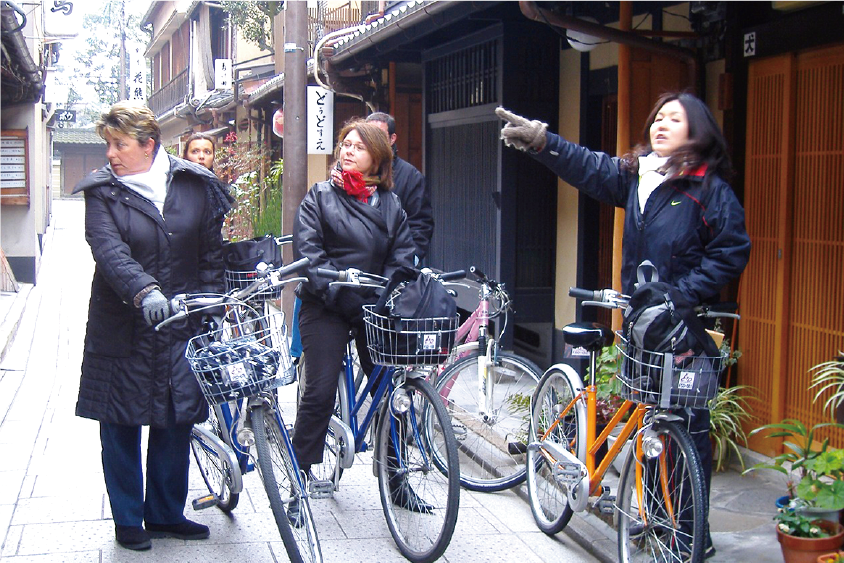 Real Kyoto Back Street Guided Cycling Tour