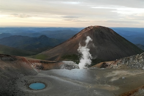 VOLCANOES OF EASTERN HOKKAIDO