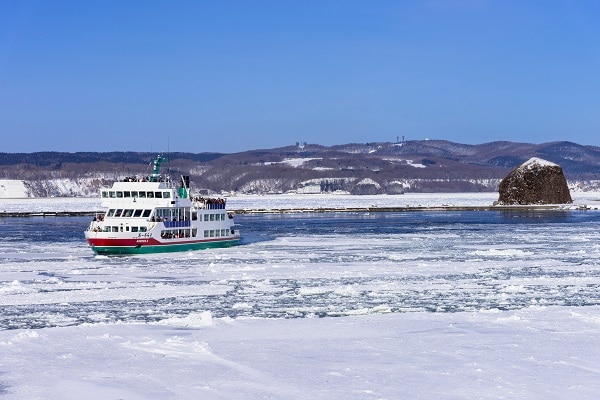 HOKKAIDO DRIFT ICE TOUR